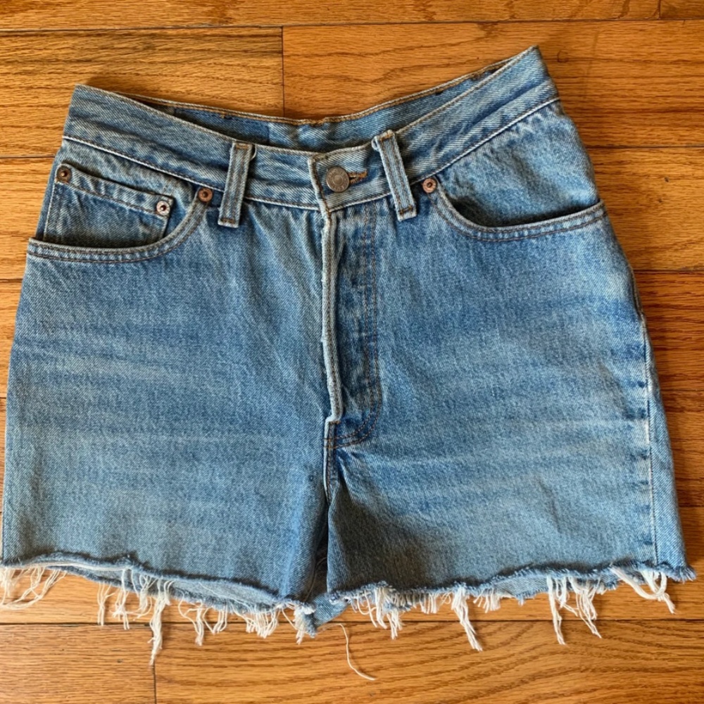 80's Red Tab Levis Jean Shorts